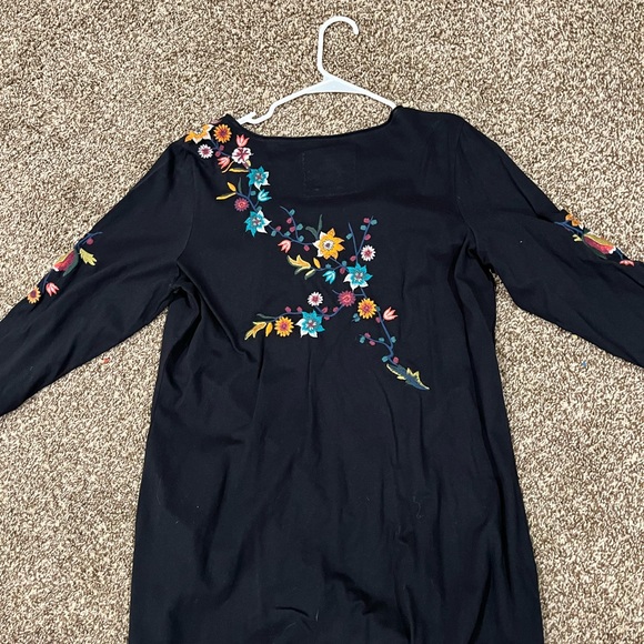 Johnny Was Embroidered Black Cotton Knit V-Neck Long Sleeve Tunic Dress - Size L - Picture 2 of 6